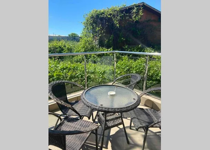 Apartman Seaview Dreamy With A Pool And Garden *